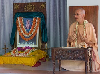 Nityananda appearance